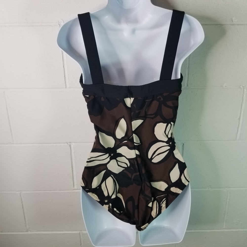 Miraclesuit Finnegan foral slimming one piece swimsuit - Picture 6 of 9